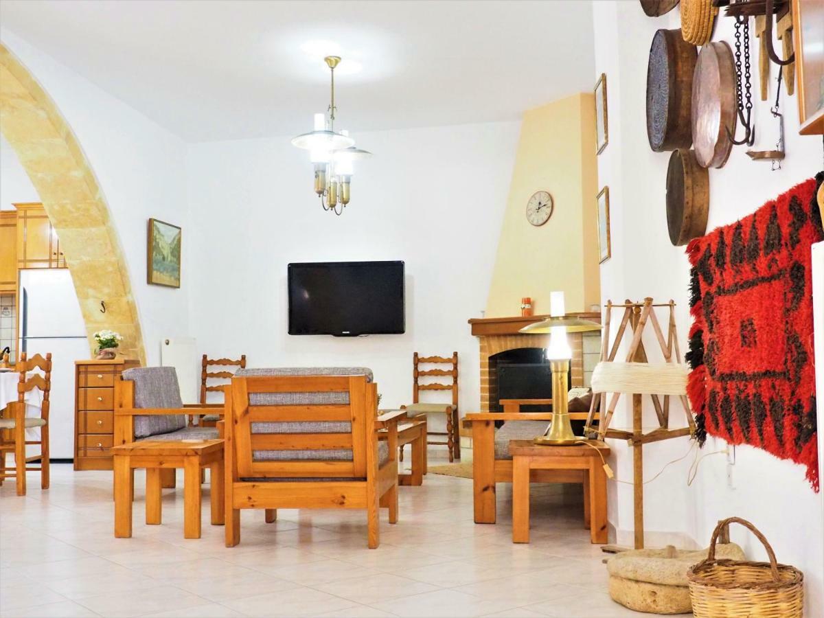Traditional Cretan Villa Rodhopos Exterior photo